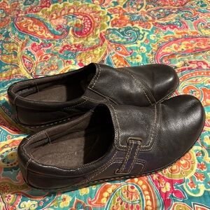 Clarks Brown Leather Flats